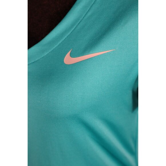 Nike Pro Women's  V-Neck Short Sleeve Athletic Top‎ size Medium - Picture 2 of 11
